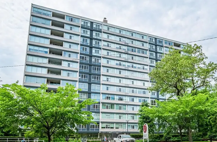 #1201 - 500 Avenue Road